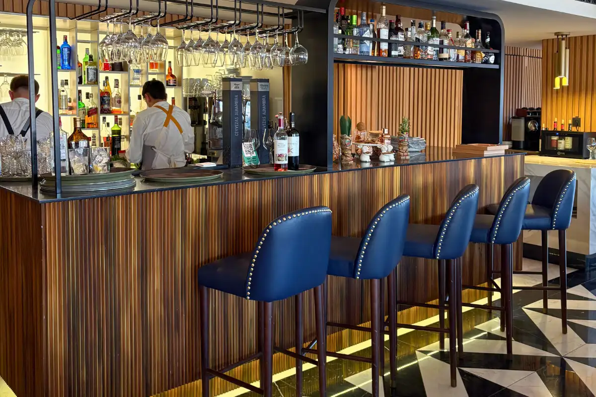 Vincci Rooftop Terrace in malaga - El taller de Larios 10 - Image 5