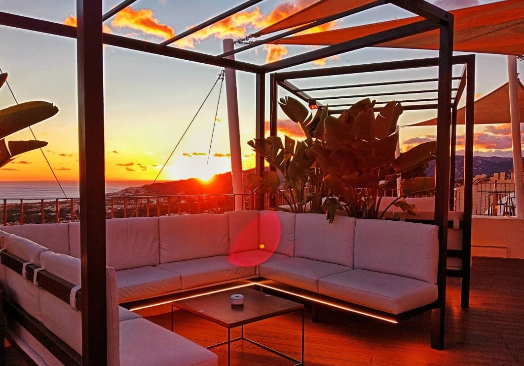 Kanema Restaurant & Cocktail Lounge - Image 1