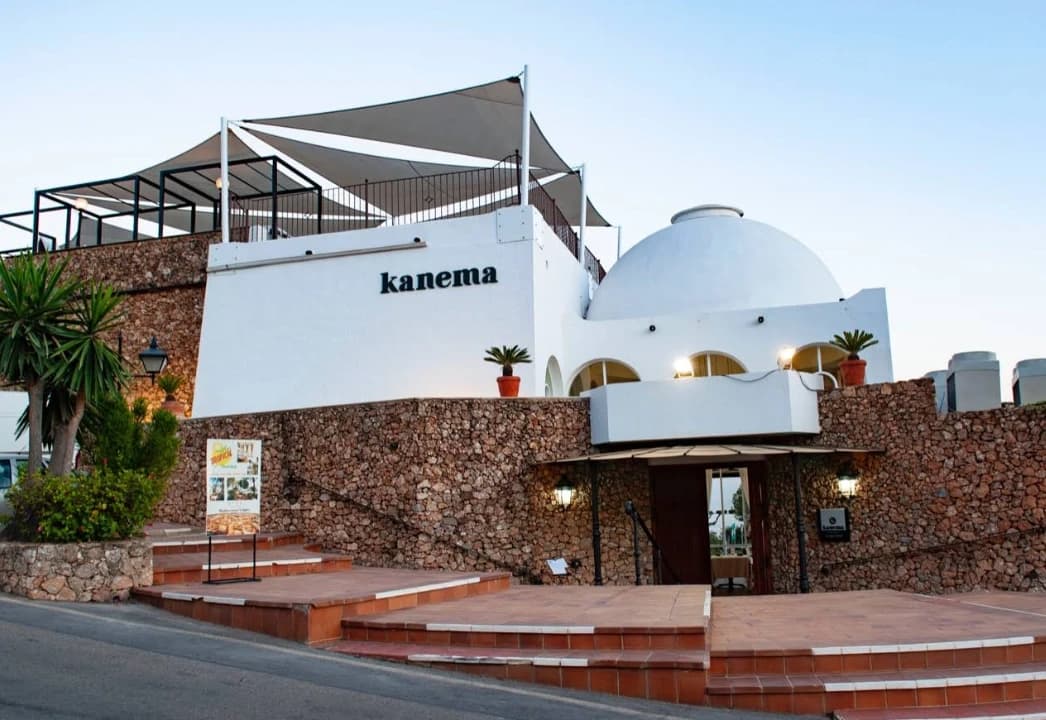 Kanema Restaurant & Cocktail Lounge - Image 2